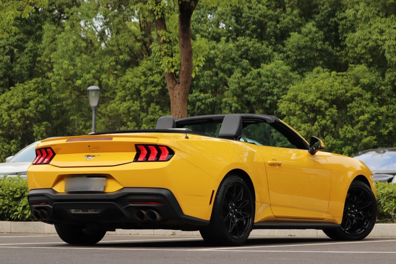 Mustang 2024 2.3T EcoBoost Convertible Sport photo 4