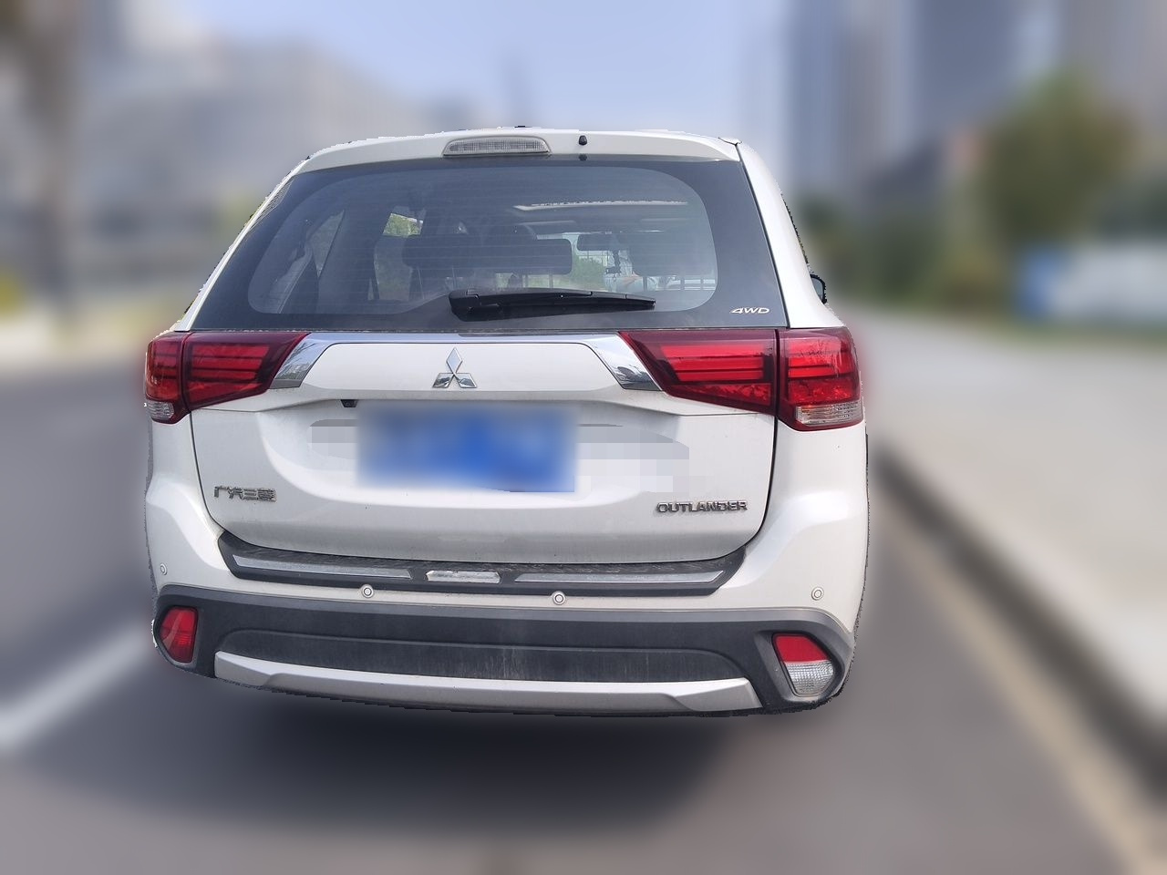 Outlander 2016 2.4L AWD Elite 5-Seater photo 5