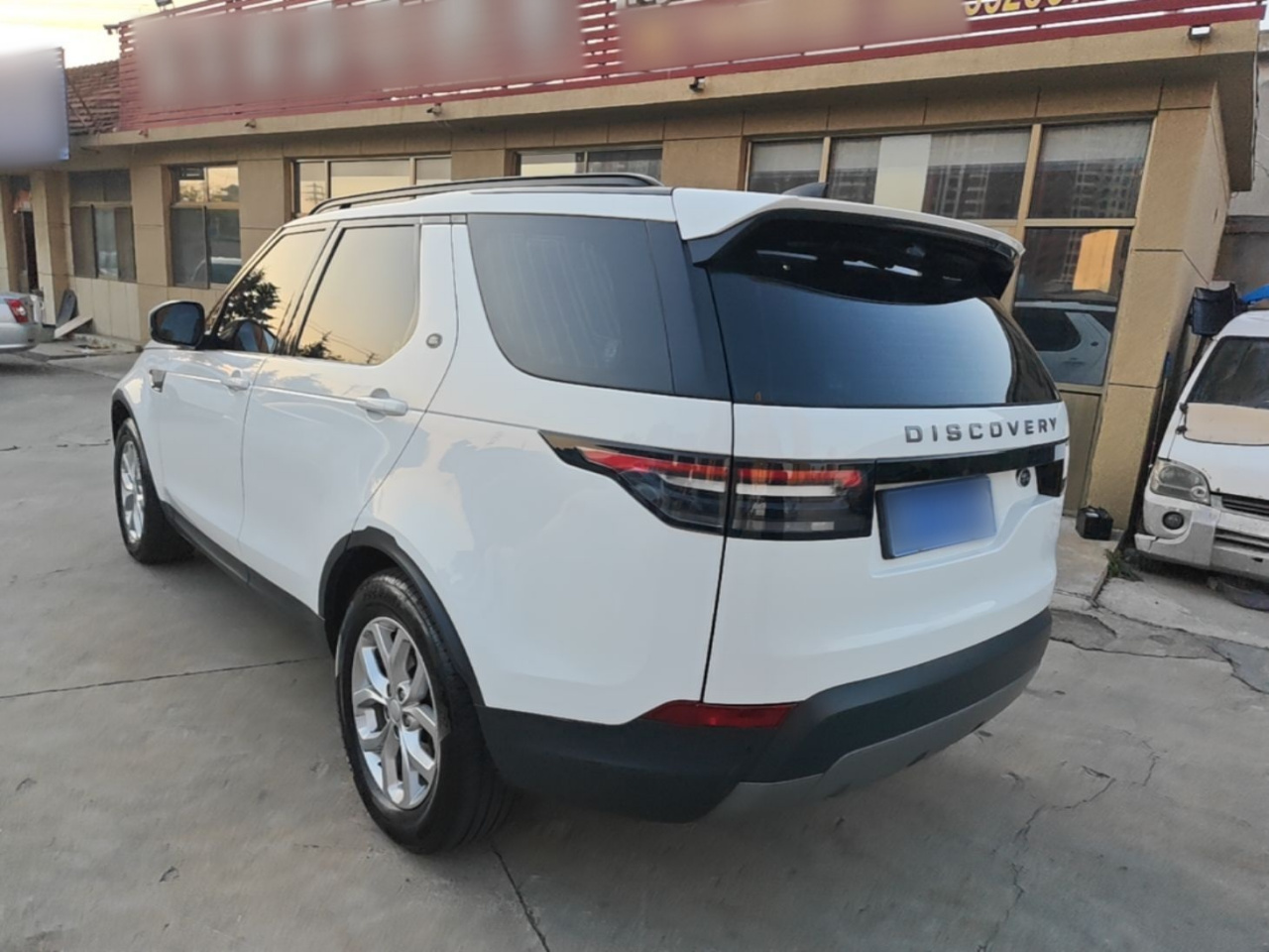 Discovery 2018 2.0T SE photo 4