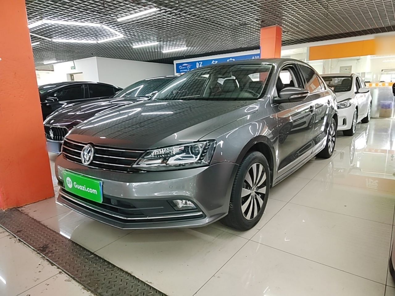 Sagitar 2015 230TSI MT Luxury