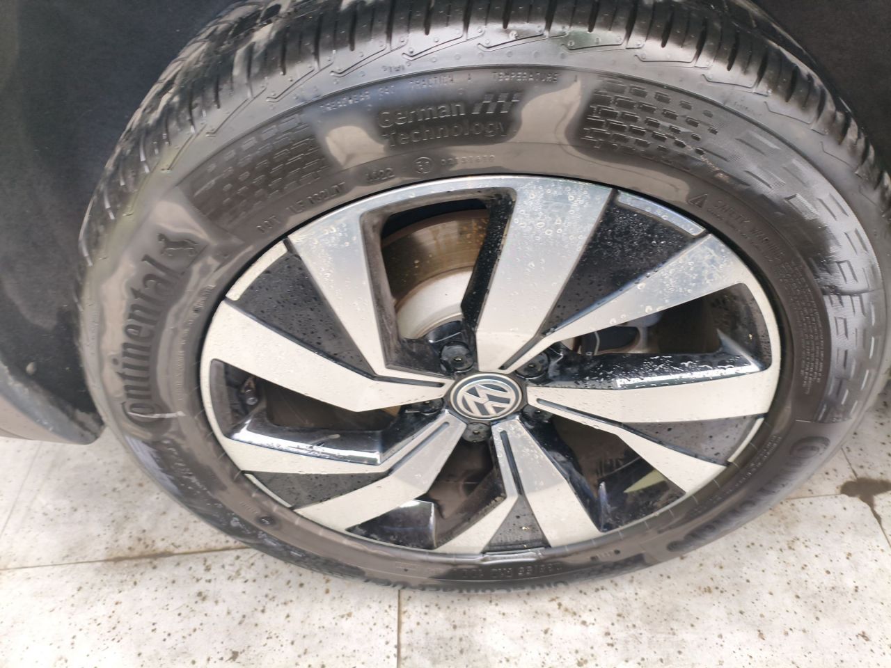 Tayron 2019 330TSI RWD Luxury China VI photo 3
