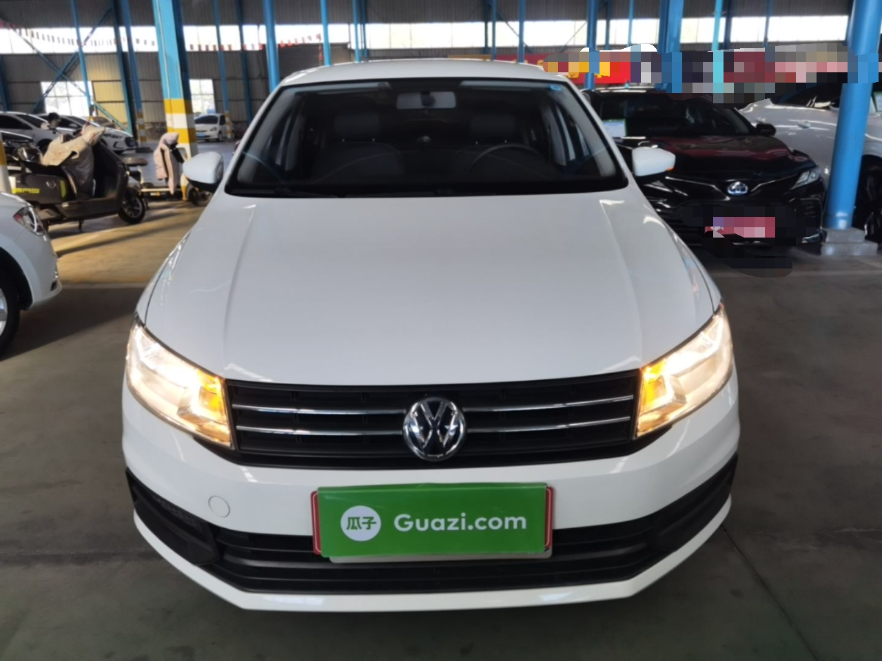 Santana 2018 1.5L AT photo 2