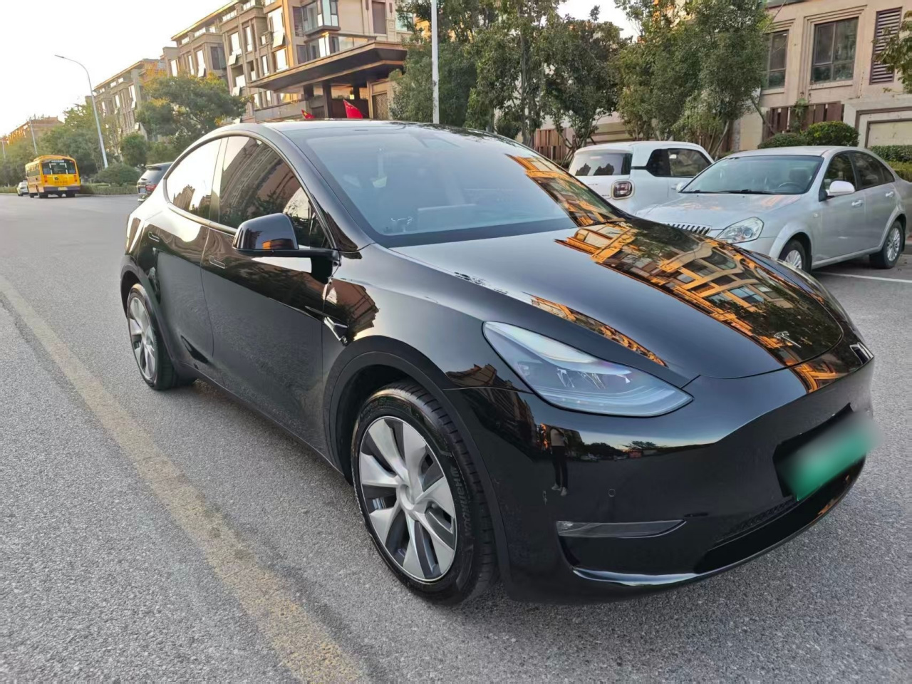 Model Y 2022 Facelift Long Range AWD photo 3