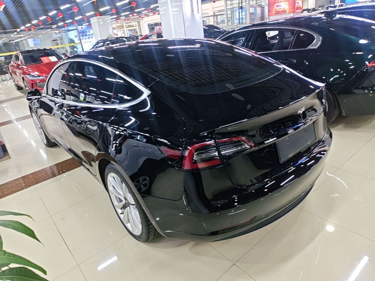 Model 3 2020 Standard Range RWD Upgraded photo 4