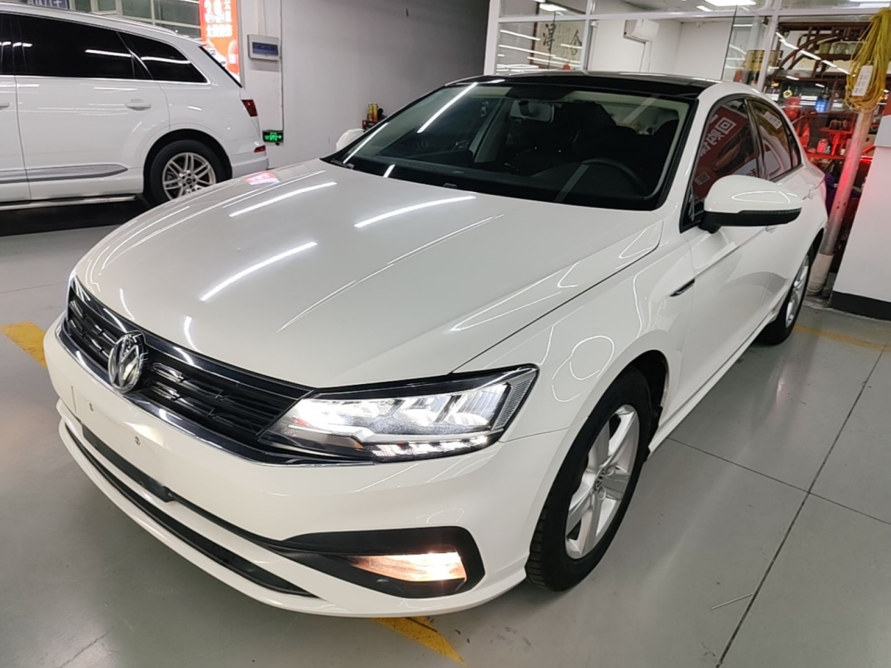 Lamando 2019 230TSI DSG China VI