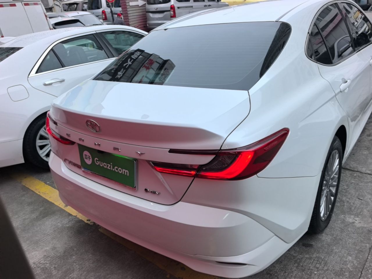 Camry 2026 Hybrid 2.0HE Elite photo 3