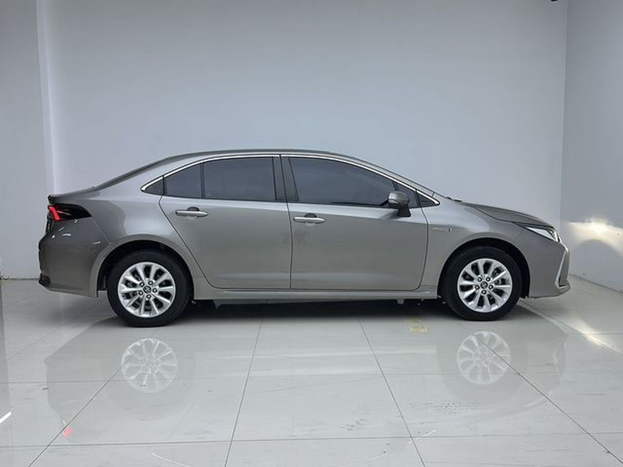 Corolla 2021 Hybrid 1.8L E-CVT Flagship photo 4