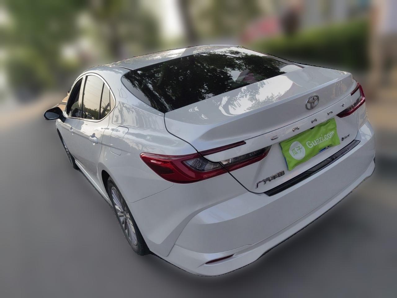 Camry 2024 Hybrid 2.0HE Elite photo 4
