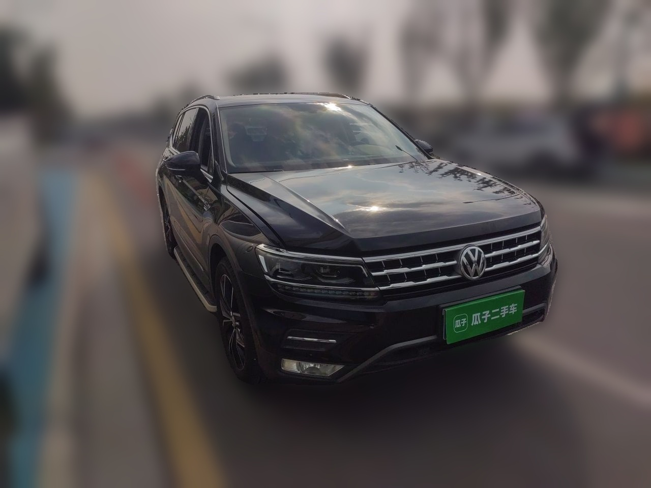 Tiguan L 2018 330TSI AT RWD Luxury photo 3