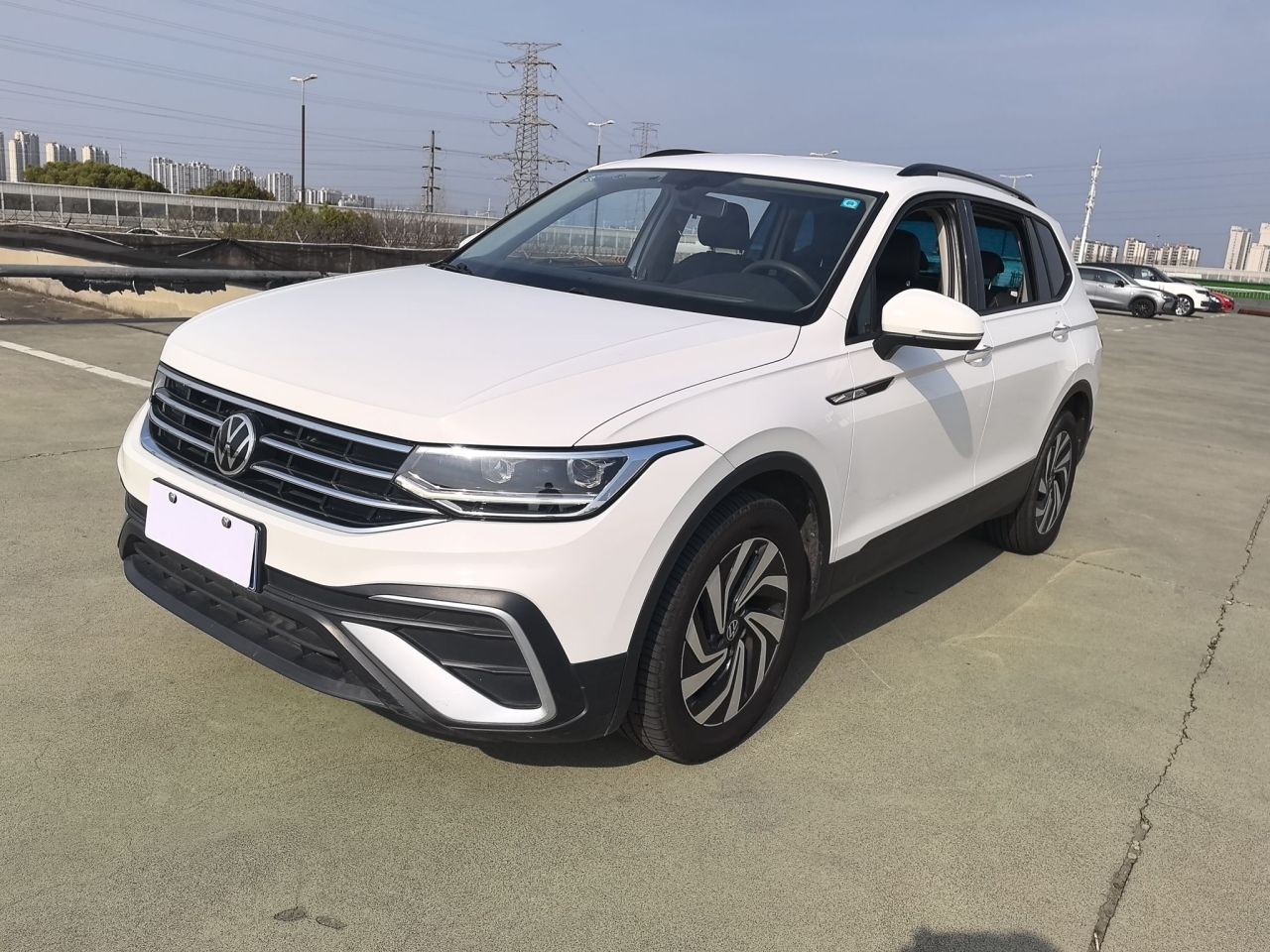 Tiguan L 2022 330TSI AT RWD Comfort