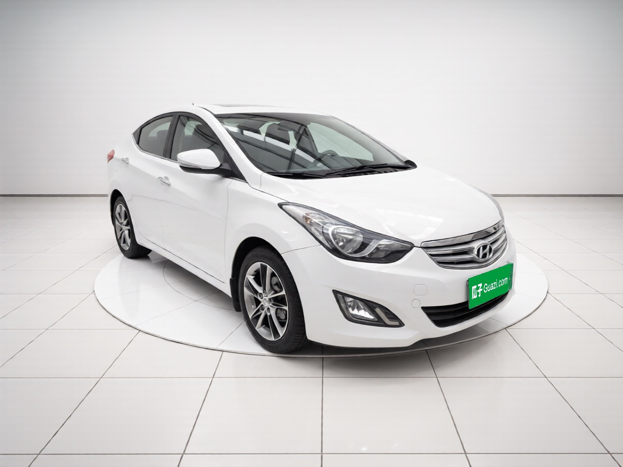 Elantra 2012 1.6L MT Leading photo 3