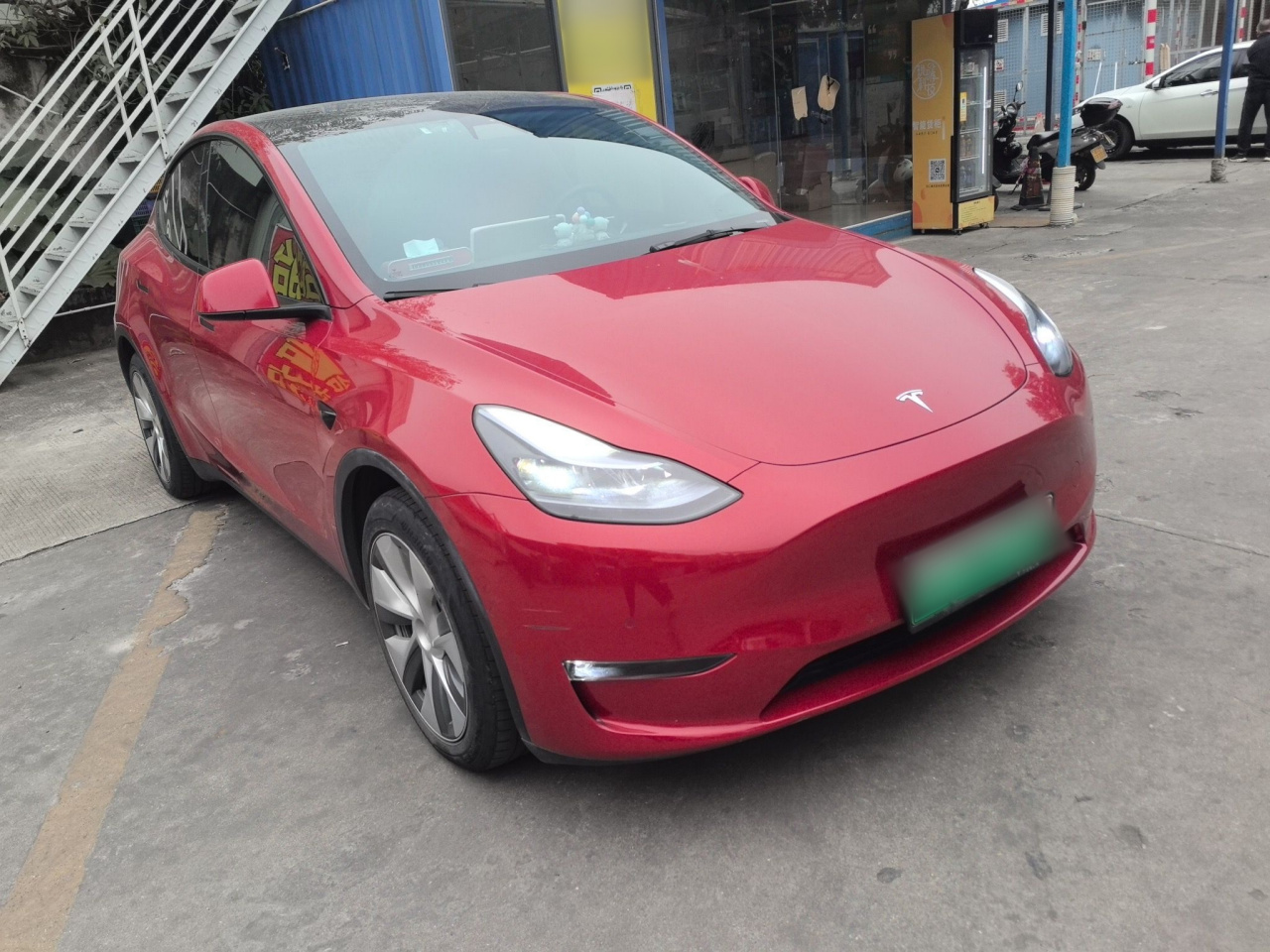 Model Y 2022 Facelift Long Range AWD photo 3