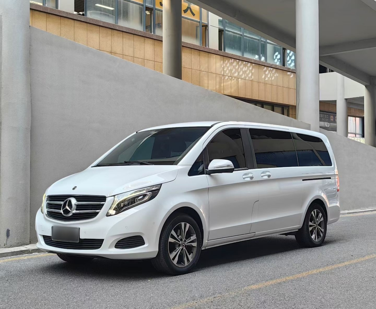 V-Class 2018 V 260 Pilot China V