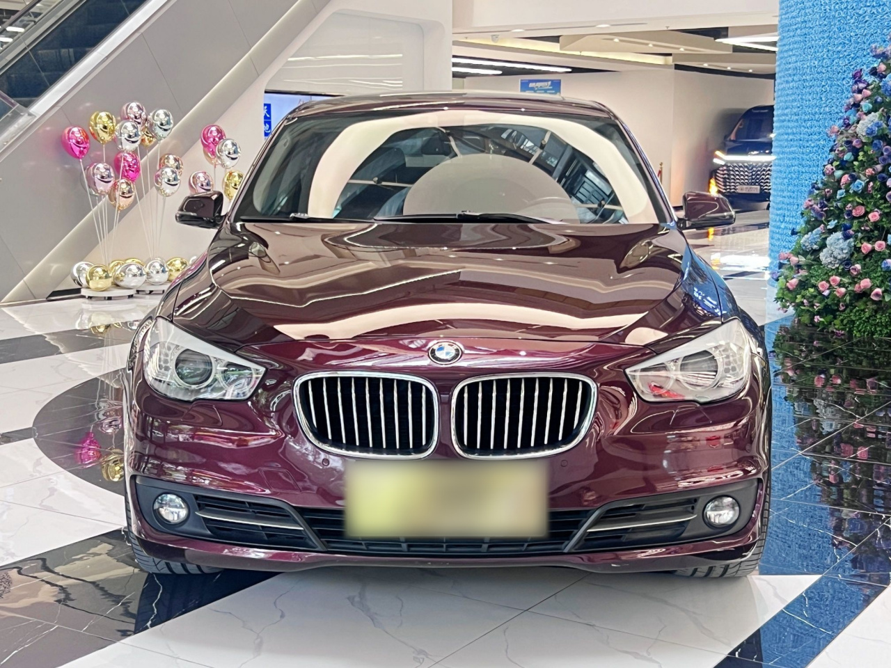 5 SeriesGT 2015 535i Leading photo 2