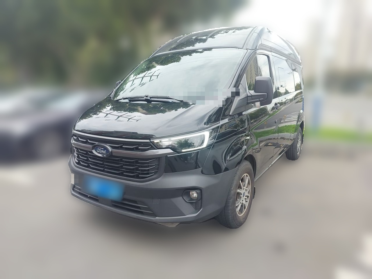 Transit 2023 2.0T Diesel AT Medium Wheelbase 5/6-Seater