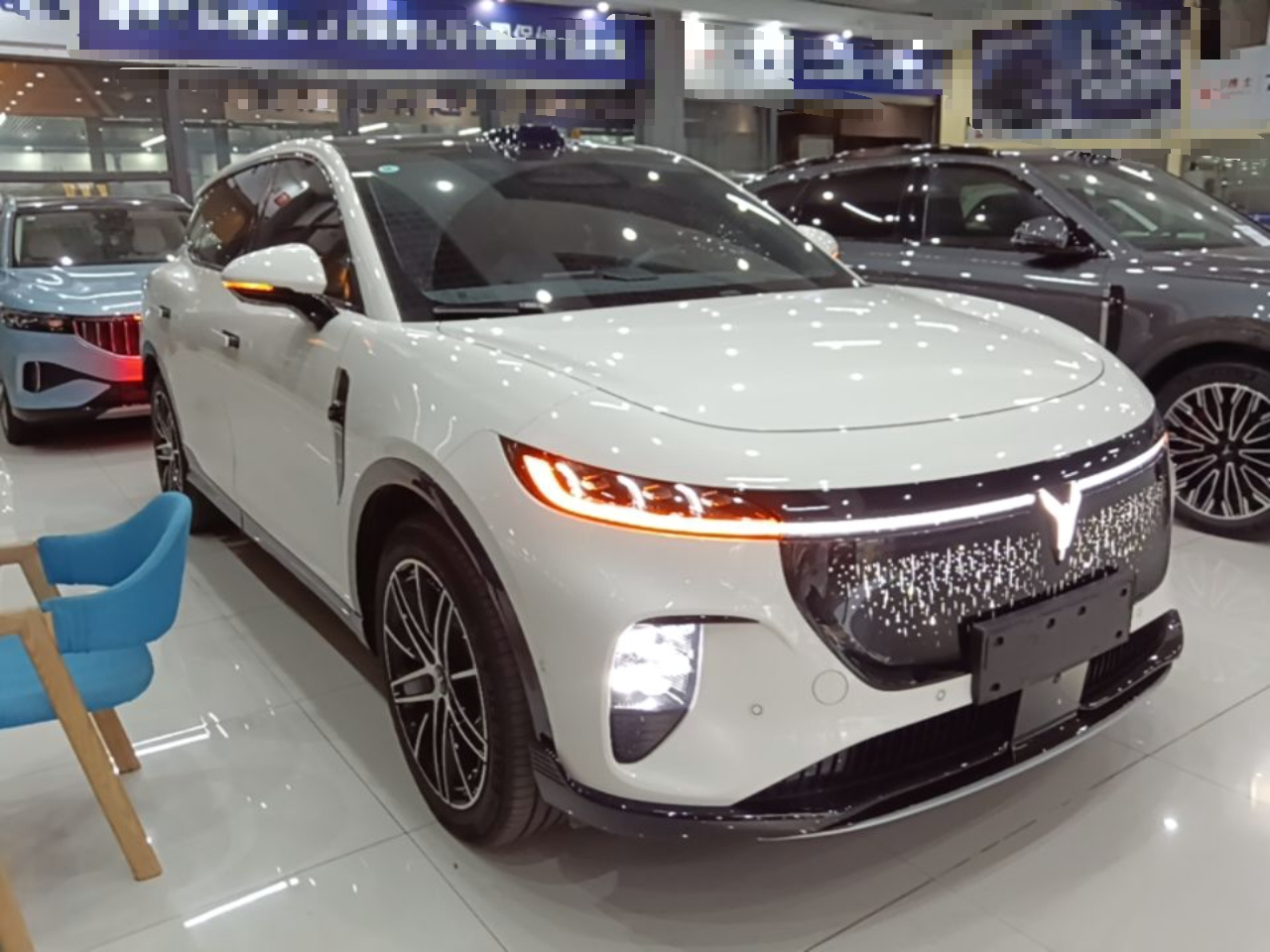 Voyah 2025 AWD Qiankun photo 5