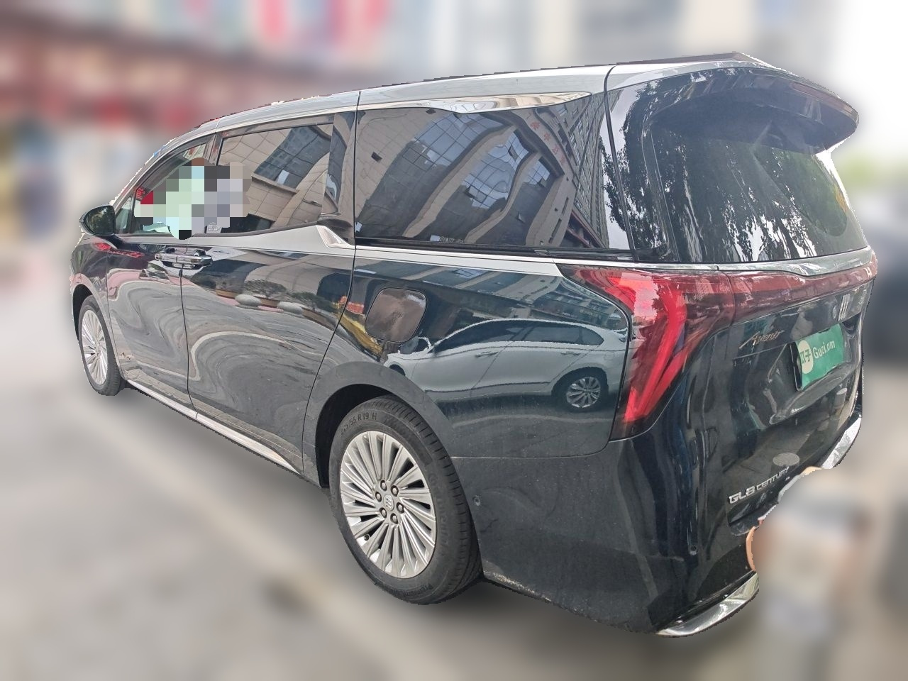 2023 2.0T 4-Seater photo 4