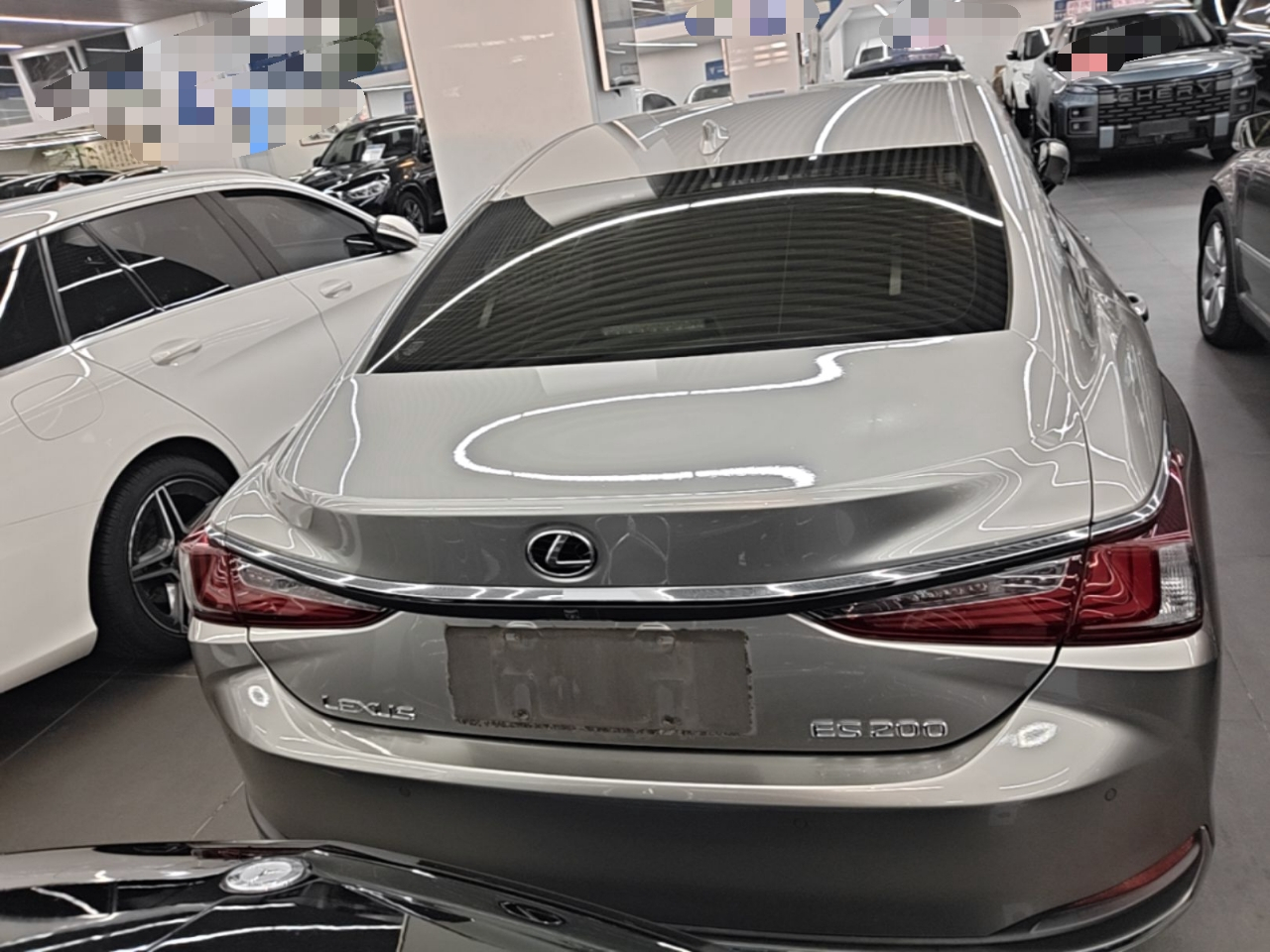 ES 2021 200 Luxury photo 5