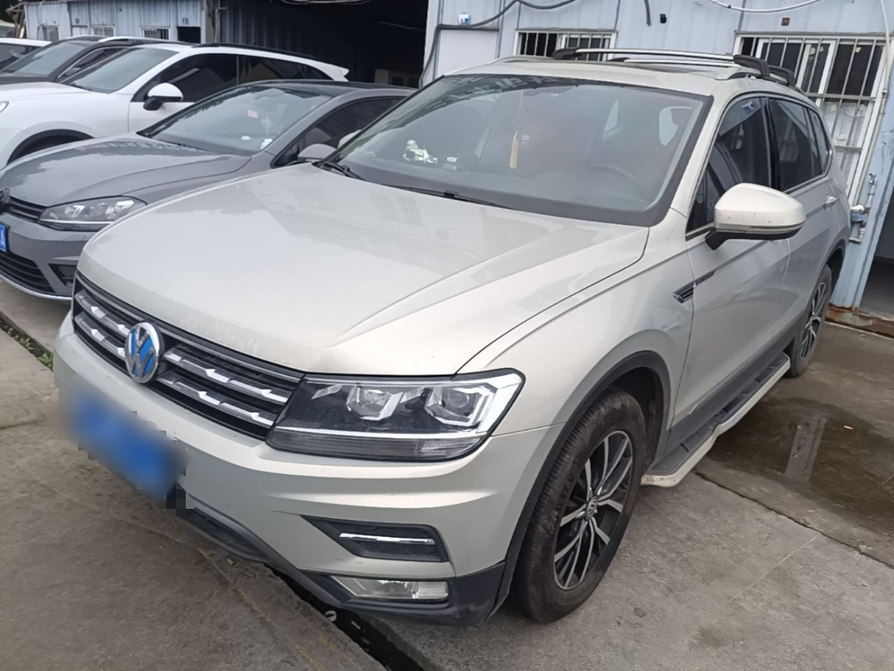 Tiguan L 2018 Facelift 330TSI AT RWD Luxury