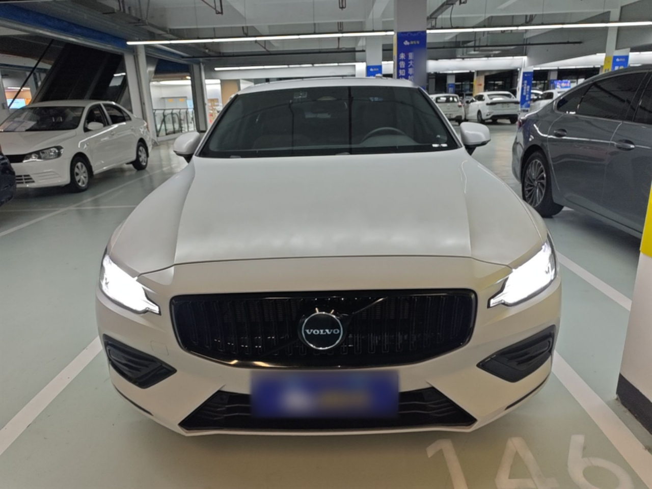 S60 2024 B4 Luxury photo 2